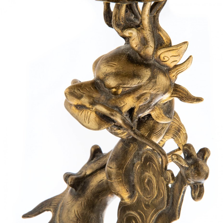 Ваза (ароматница), декорированная фигурами драконов, бронза, Азия, 1970-1980 гг.