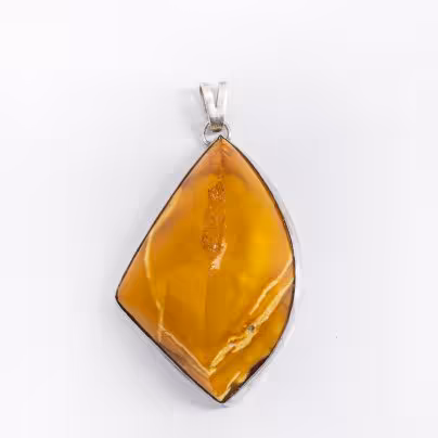 Кулон с вставкой из янтаря, металл, СССР, 1970-1990 гг.