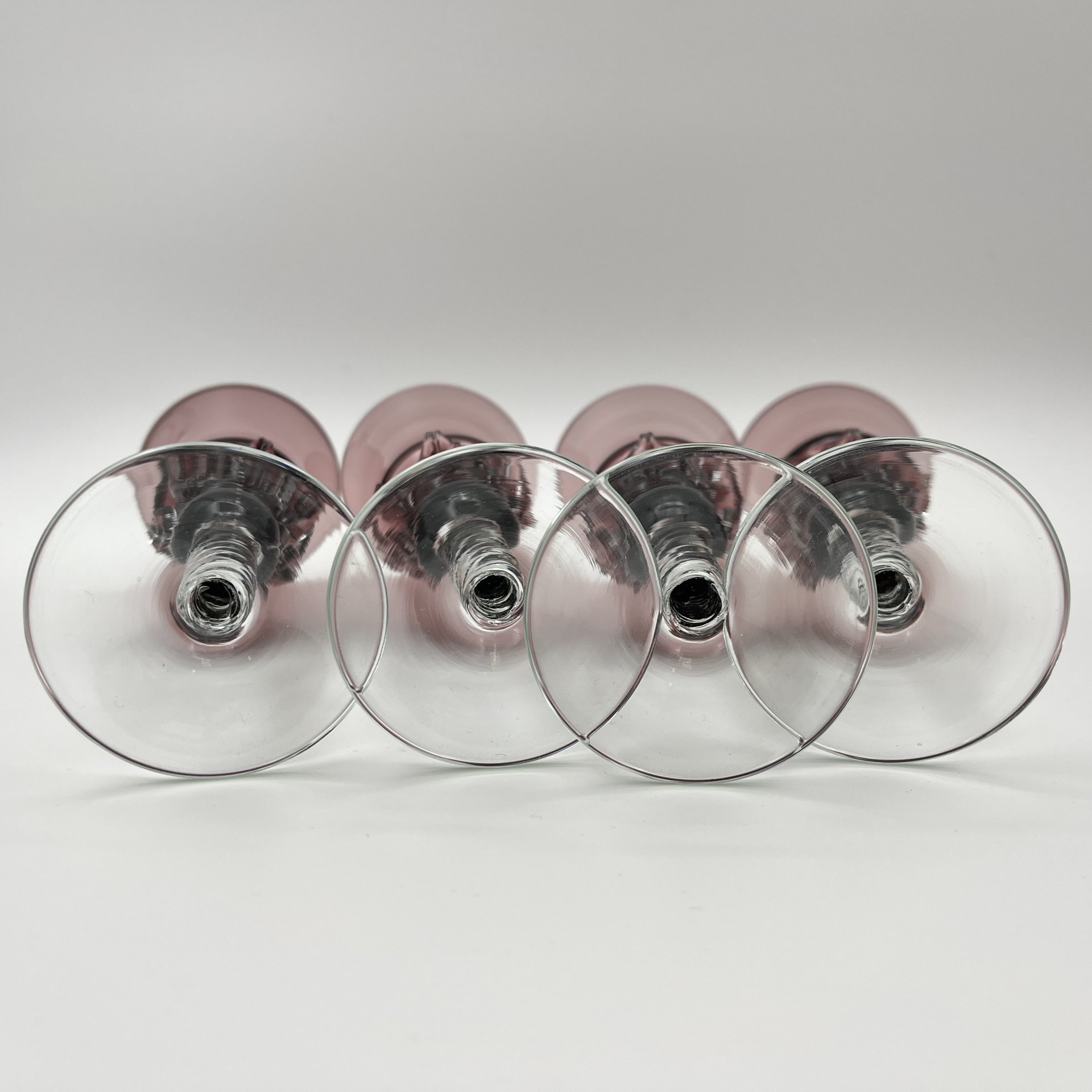 Набор из 4 бокалов, автор Г. Паламар, цветное стекло, налепы, гутная техника, Стрыйский стекольный завод, СССР, 1960-1980 гг.