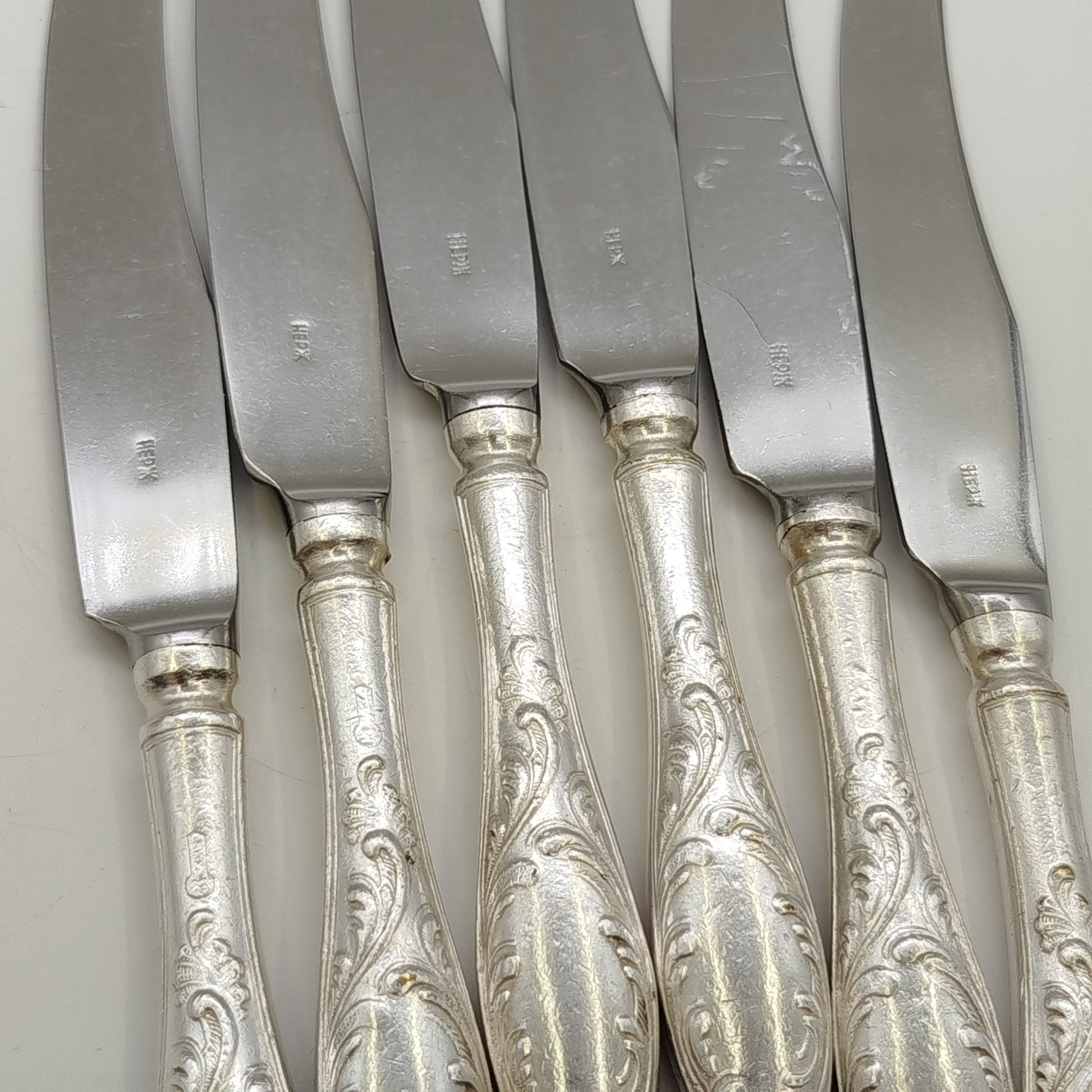 Набор из шести десертных ножей "Пламя"