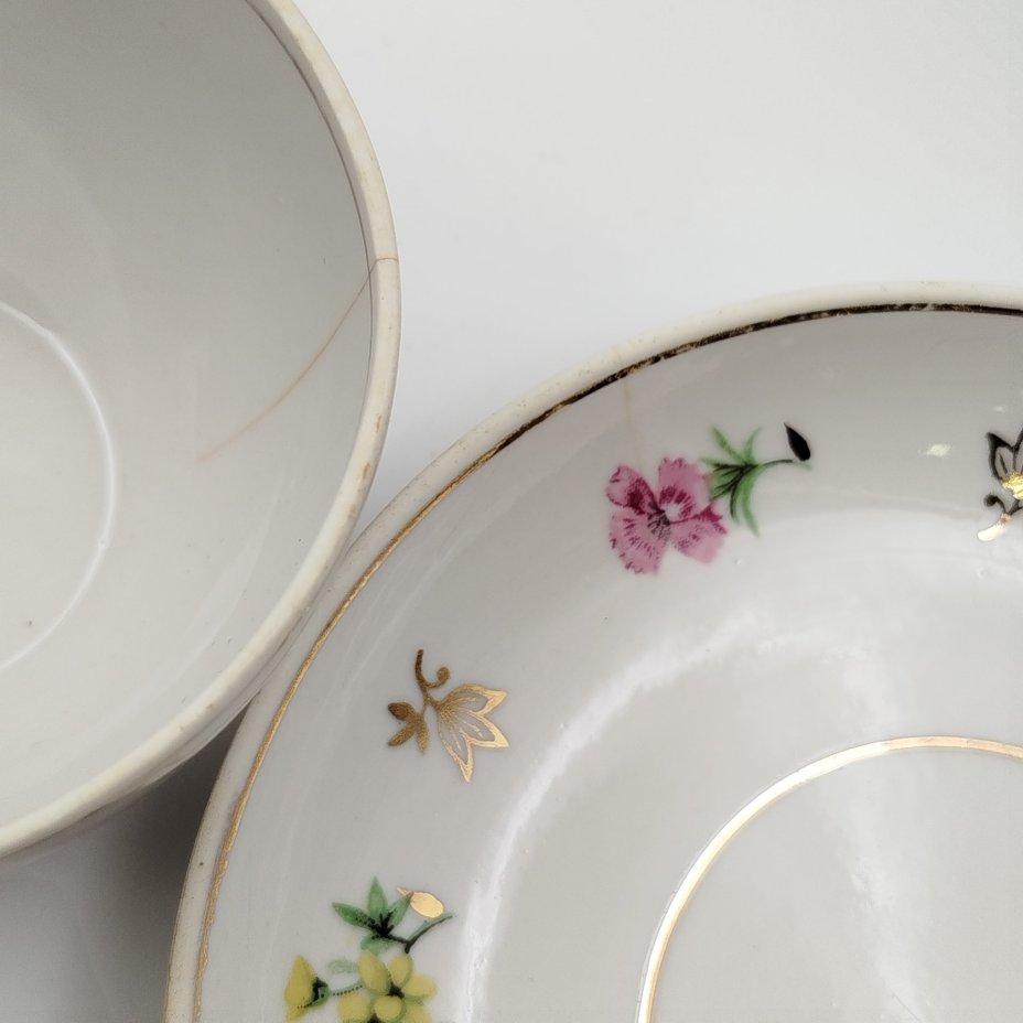 Сервиз чайный на 5 персон, украшенный цветочным декором, фарфор, деколь, золочение, Дулевский фарфоровый завод (Дулёво), СССР, 1958 г.