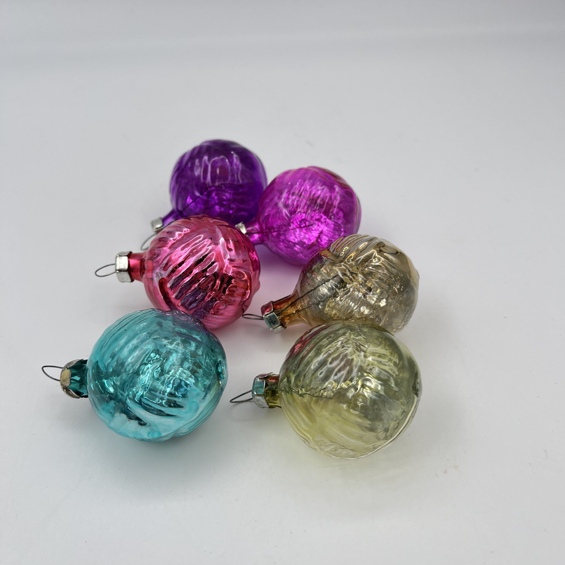 Набор ёлочных игрушек "Шары", стекло, роспись, деколь, металл, СССР, 1970-1990 гг.
