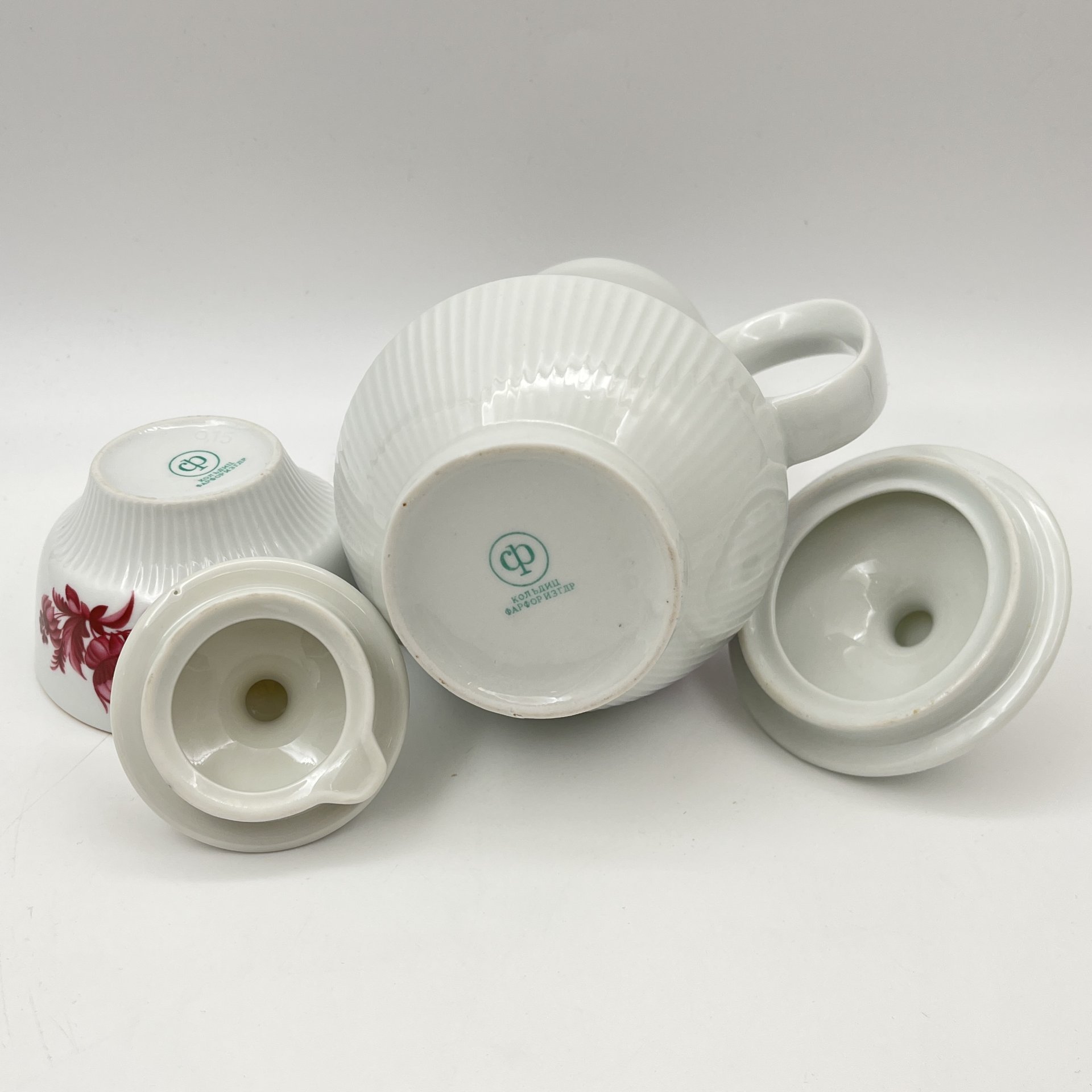 Сервиз кофейный с цветочным декором на 5 персон (12 предметов)