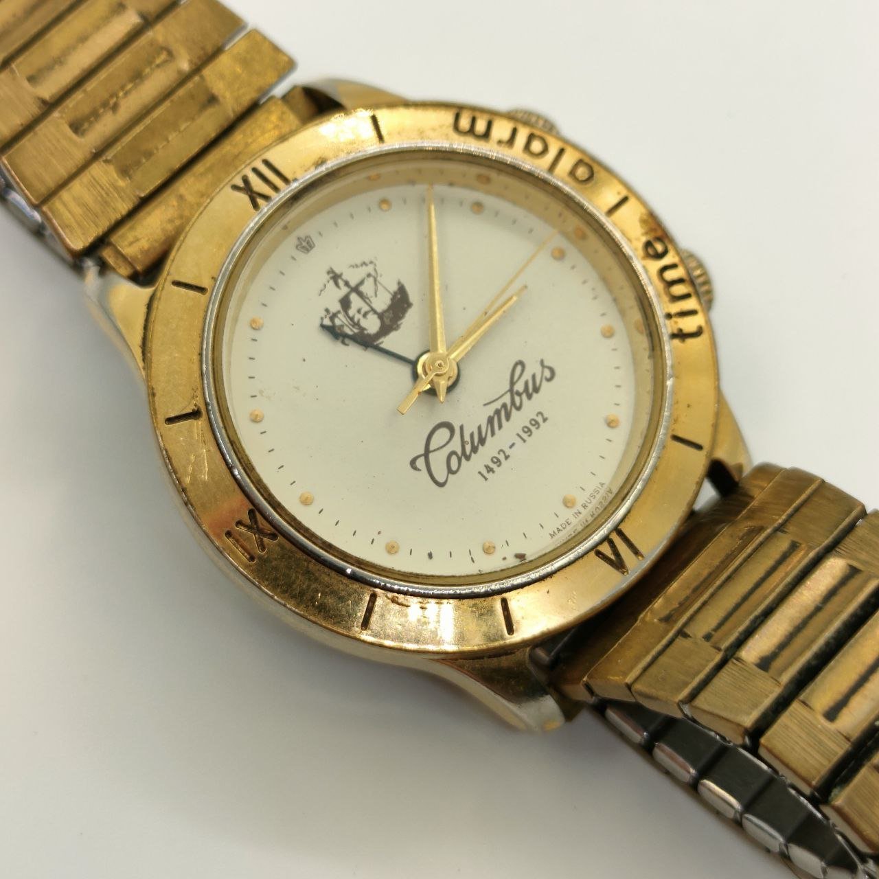 Часы наручные механические "Полёт. Columbus 1492-1992" с будильником, металл, стекло, золочение, Первый московский часовой завод «Полёт», СССР, 1980-1990 гг.