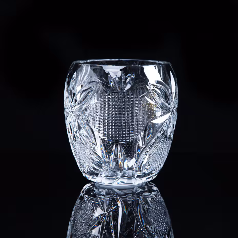 Ваза, украшенная рельефным декором, стекло, СССР, 1970-1990 гг.