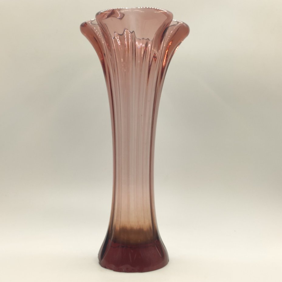 Ваза "Медуза", автор Гусарс А.П., цветное стекло, гутная техника, Ливанский стекольный завод, СССР, 1980-1990 гг.