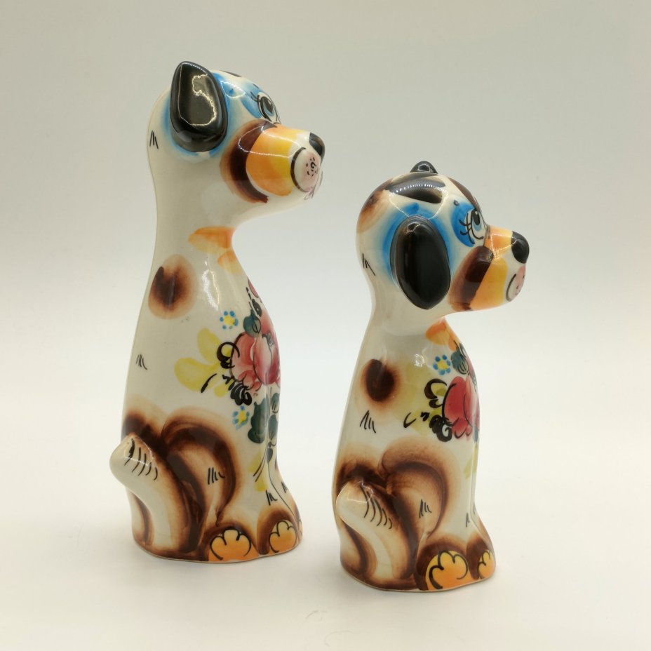 Статуэтки "Парочка собак", Гжель, фарфор, роспись, Российская Федерация, 2010-2020 гг.
