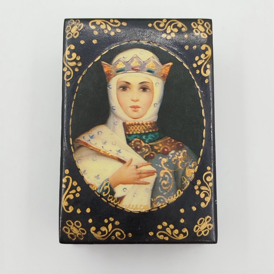 Шкатулка миниатюрная "Василиса", исп. А.С.
