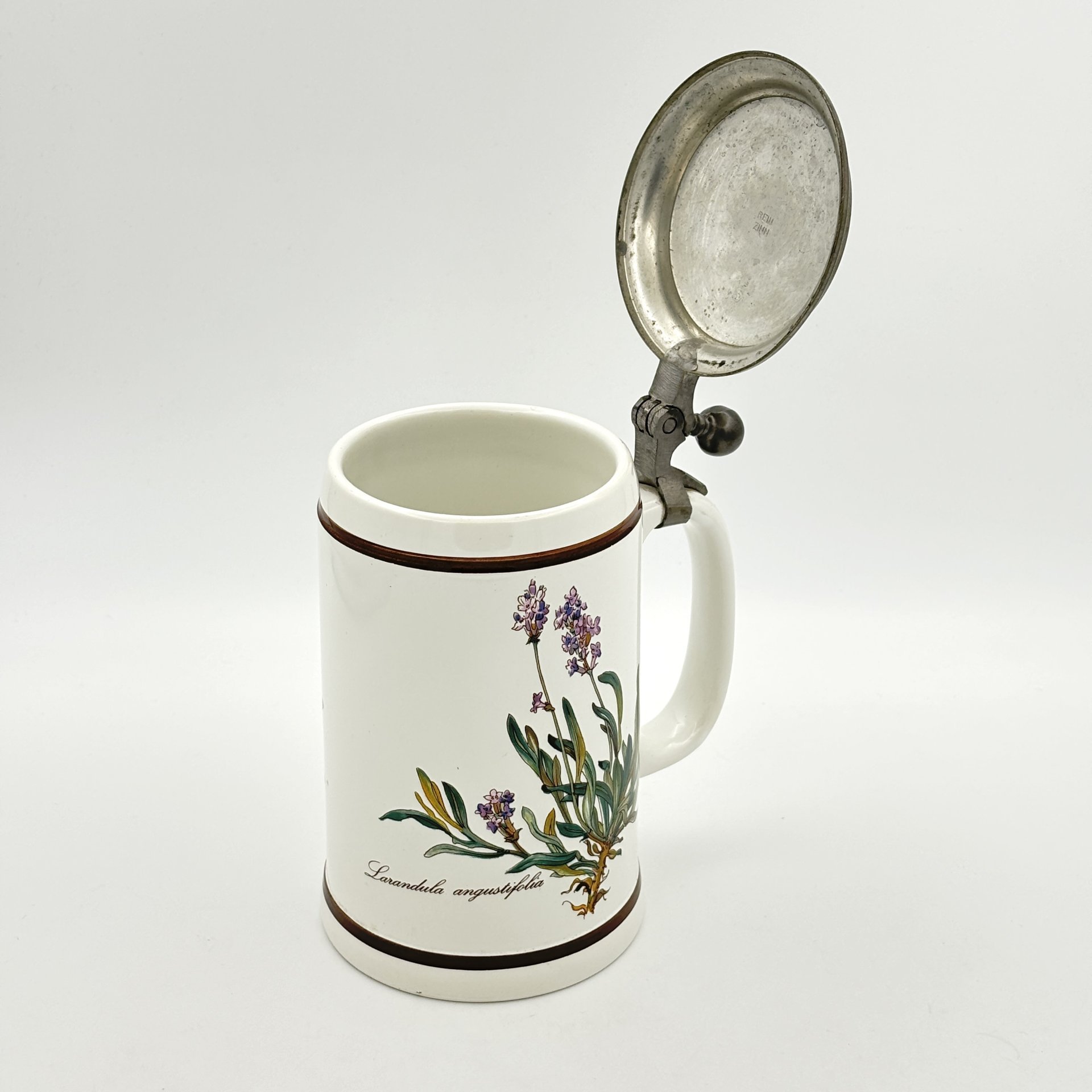 Кружка пивная, серия Botanica с изображением лаванды узколистной, фаянс, деколь, крышка - сплав металлов, Villeroy & Boch, Villeroy & Boch