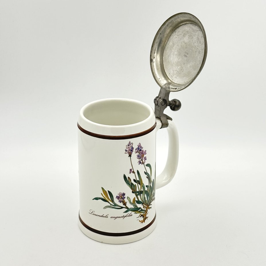 Кружка пивная, серия Botanica с изображением лаванды узколистной, фаянс, деколь, крышка - сплав металлов, Villeroy & Boch, Villeroy & Boch