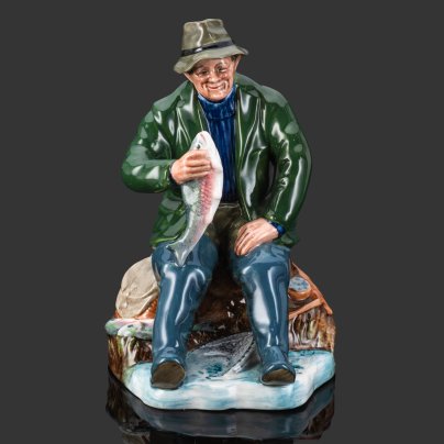 Статуэтка "Хороший улов", изображающая рыбака, фарфор, роспись, Royal Doulton, Великобритания, 1965-1986 гг.