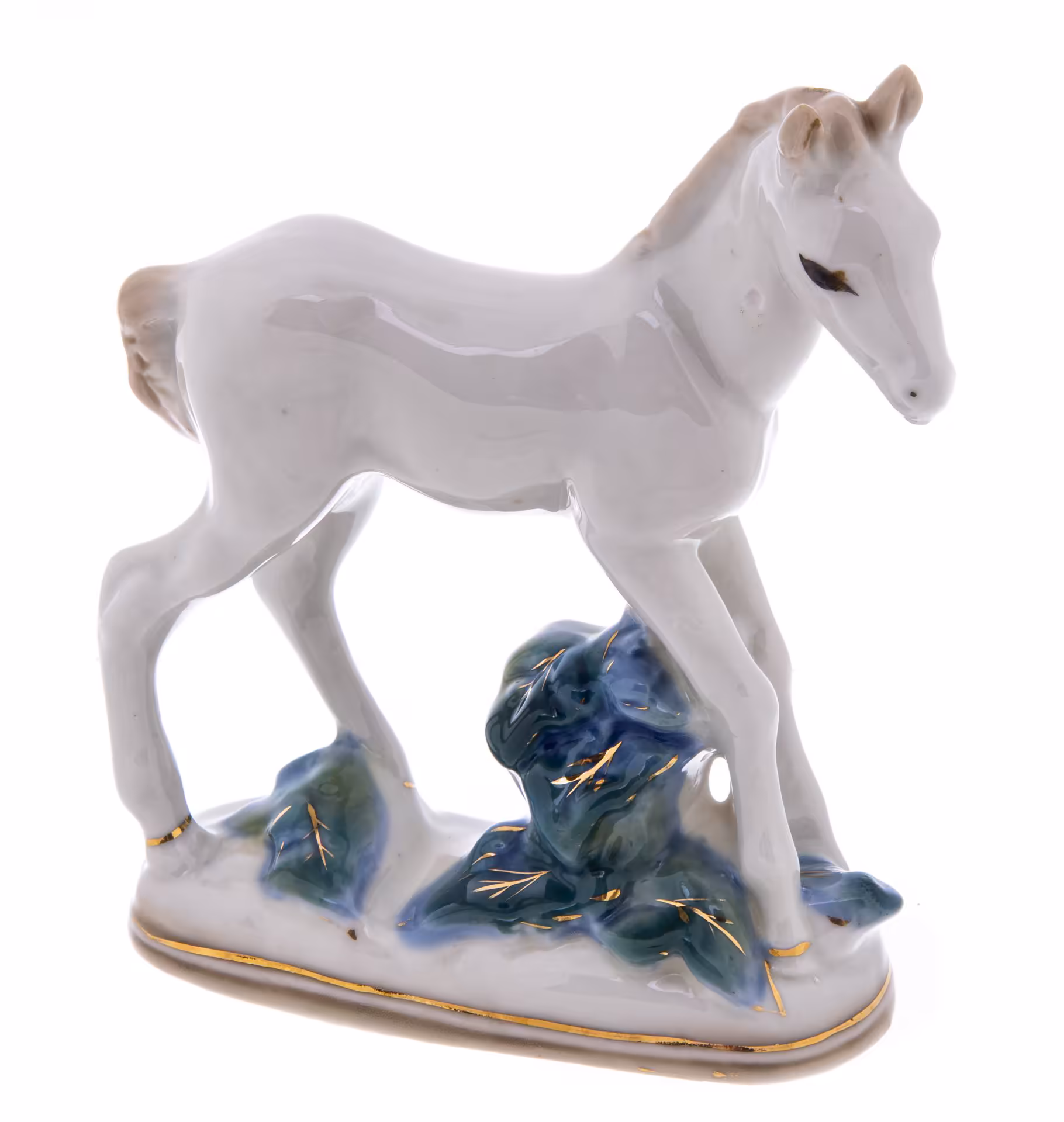 Статуэтка "Жеребенок", скульптор Л. П. Азарова , СССР, 1950-1960 гг., Турыгинский фарфоровый завод артели «Художественная керамика» (Гжель)
