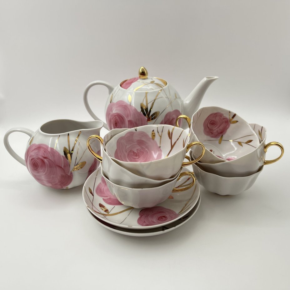 Набор чайный "Весенний" на 6 персон (10 предметов), форма "Белый лебедь", автор формы О.М. Михигули, фарфор, роспись, золочение, Дулевский фарфоровый завод (Дулёво), СССР, 1987 г.