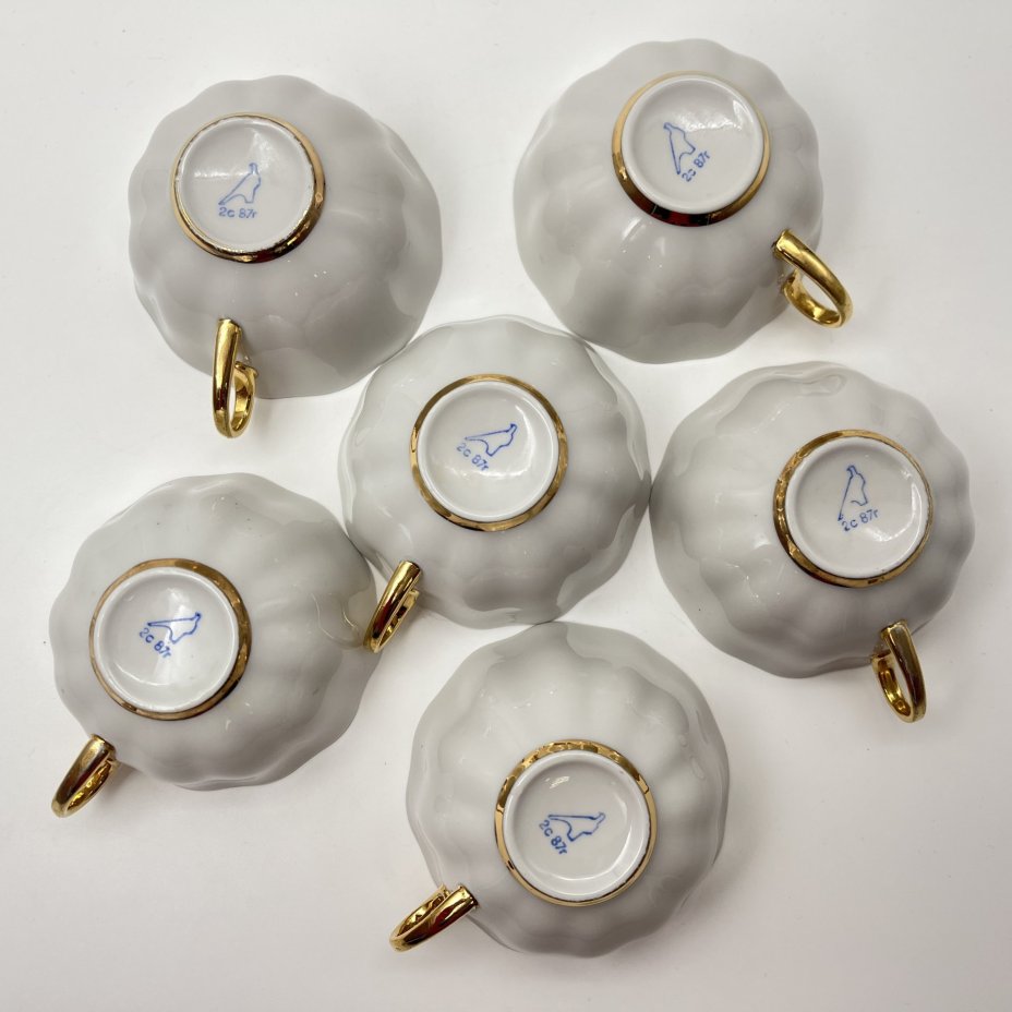 Набор чайный "Весенний" на 6 персон (10 предметов), форма "Белый лебедь", автор формы О.М. Михигули, фарфор, роспись, золочение, Дулевский фарфоровый завод (Дулёво), СССР, 1987 г.