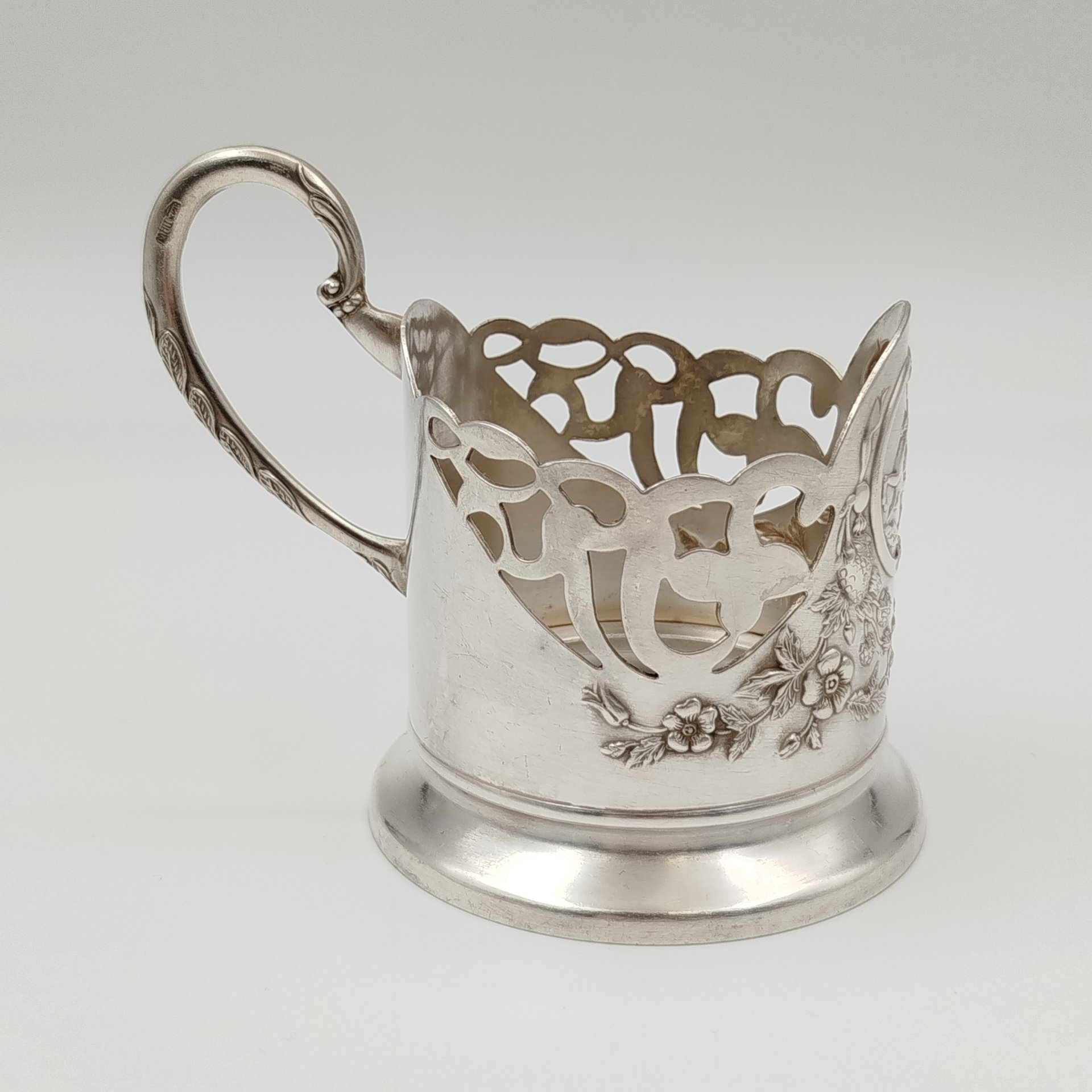 Подстаканник "Богдан Хмельницкий", мНЦ (медь-никель-цинк), Киевский завод столовых приборов и посуды им. Дзержинского (ЗiД, ЗиД), СССР, 1950-1960 гг.