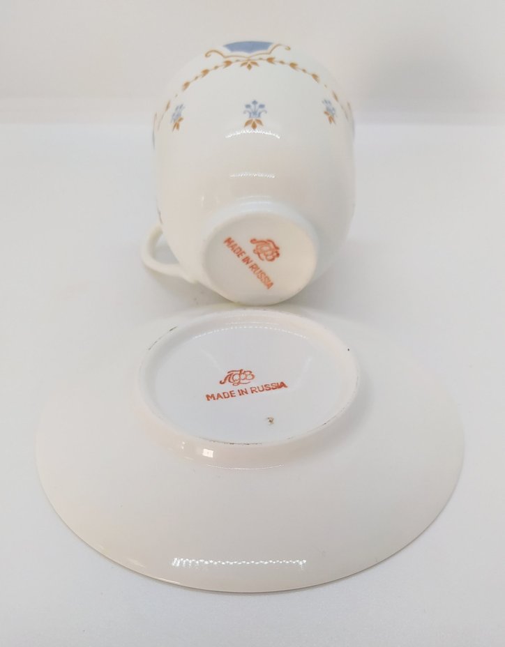 Пара кофейная с нежным декором (форма "Ландыш"), Ленинградский фарфоровый завод (ЛФЗ)