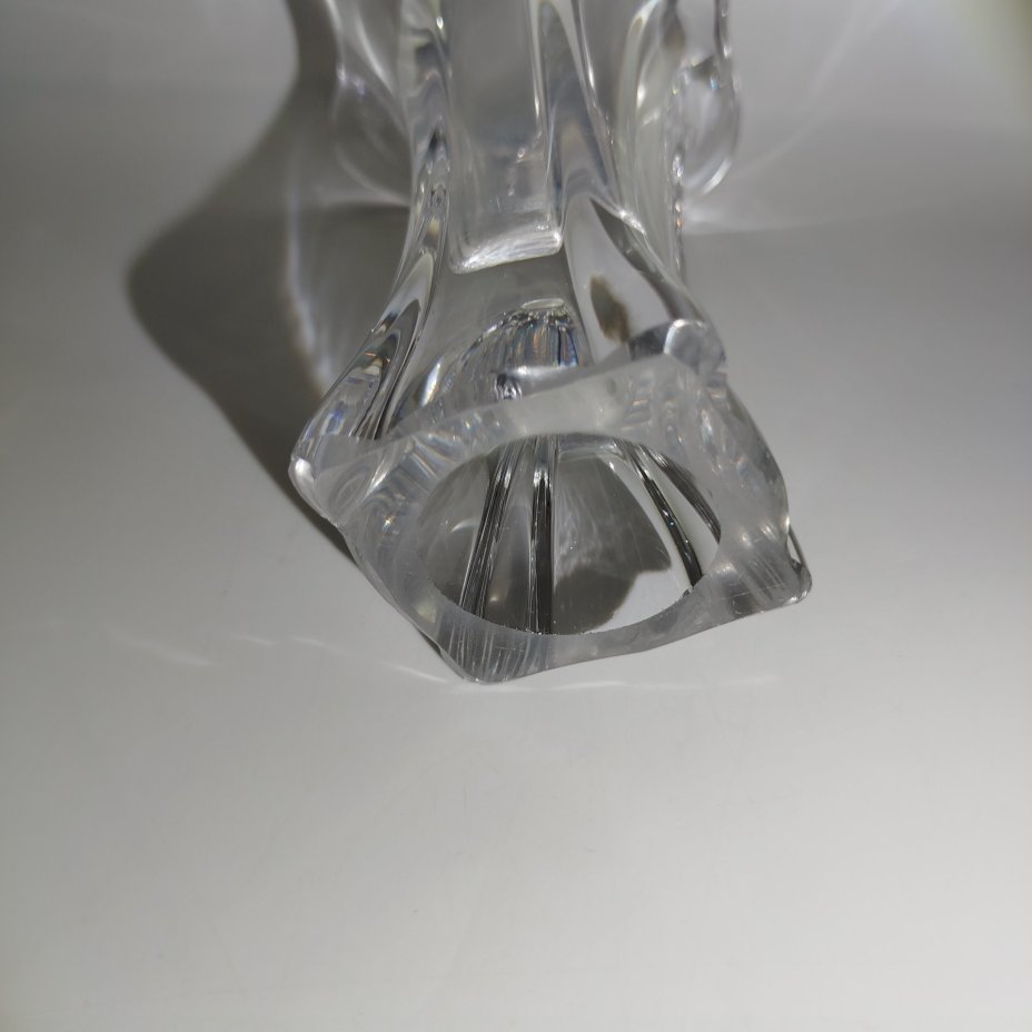 Ваза лаконичной формы, стекло, гутная техника, налепы, Ливанский стекольный завод, Латвия, 1960-1980 гг.