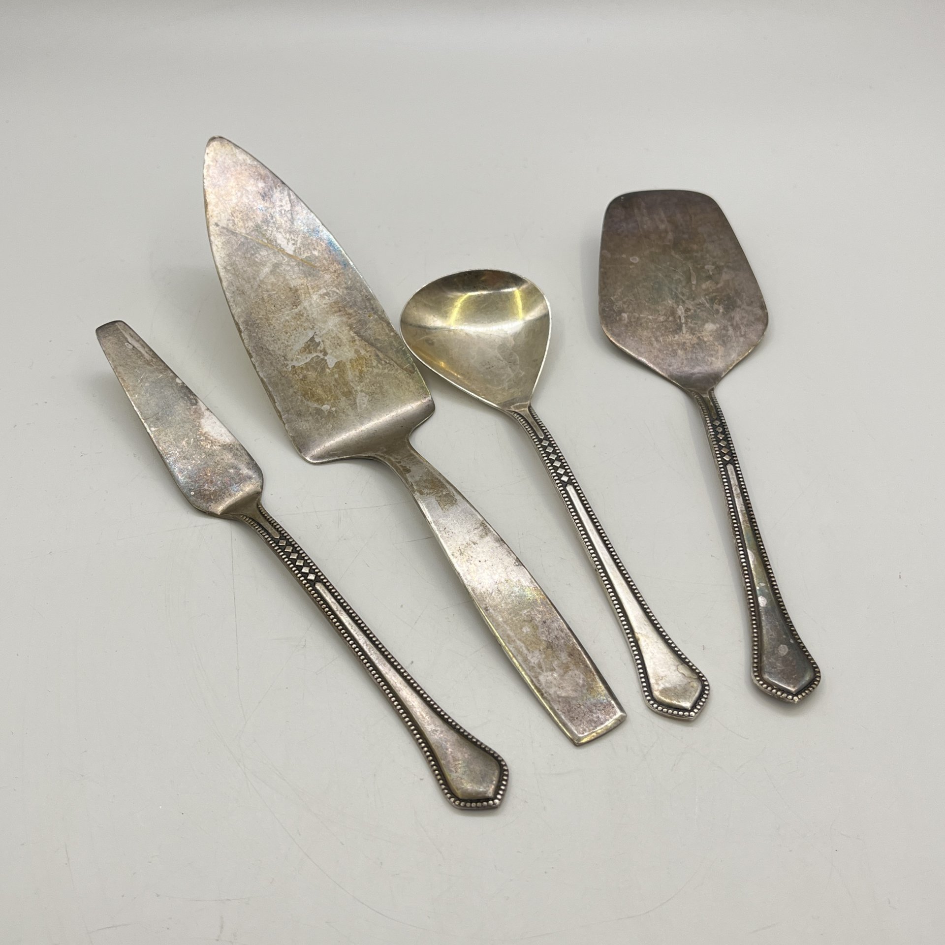 Набор из 4 столовых приборов (подбор)