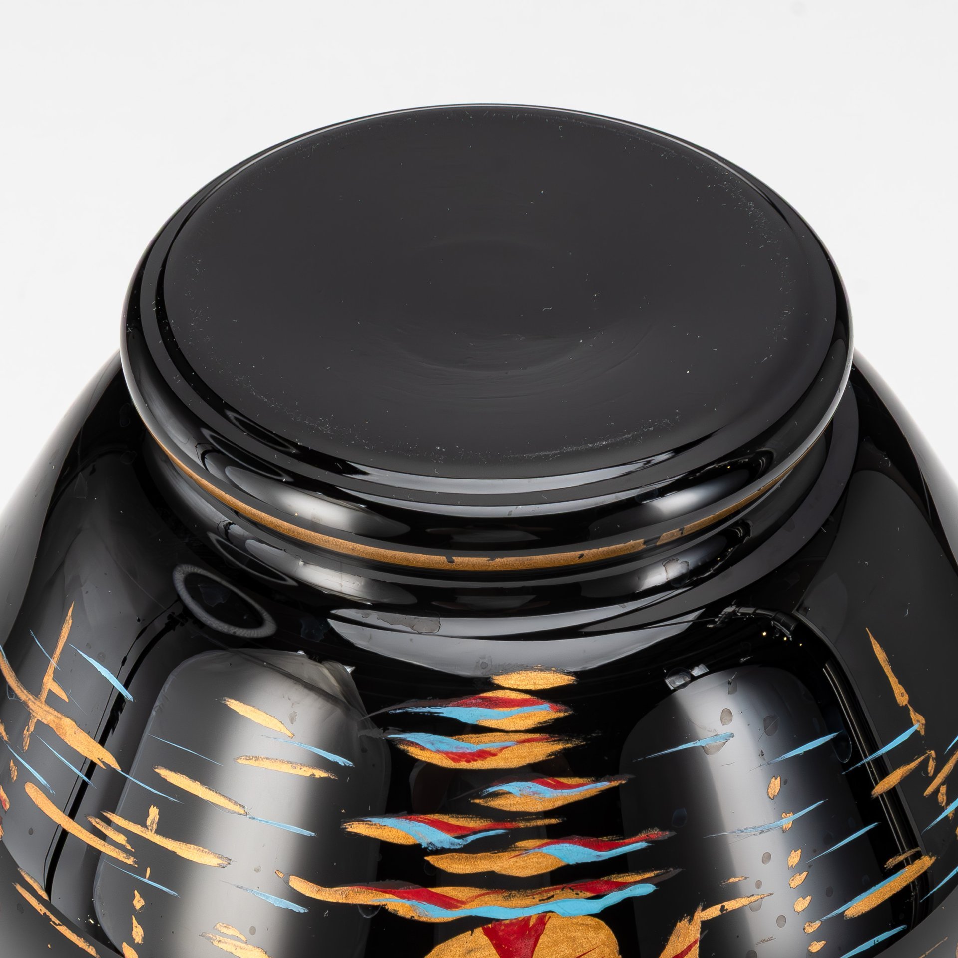 Ваза с изображением парусников