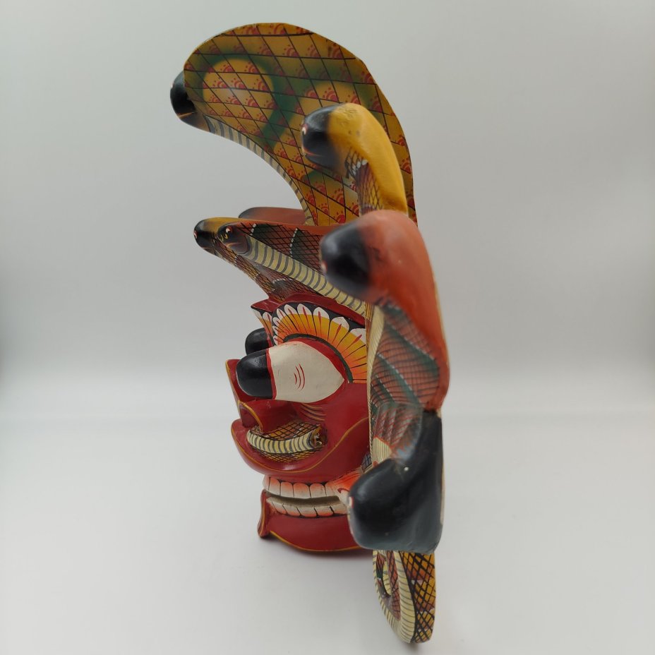 Маска сувенирная "Нага Ракша" (Маска демона Кобр)