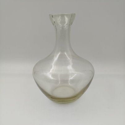 Графин (штоф) желтого оттенка, стекло, СССР, 1970-1990 гг.