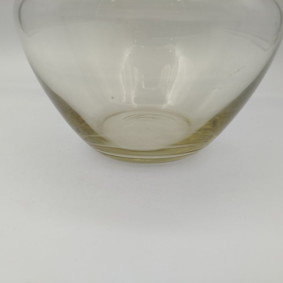 Графин (штоф) желтого оттенка