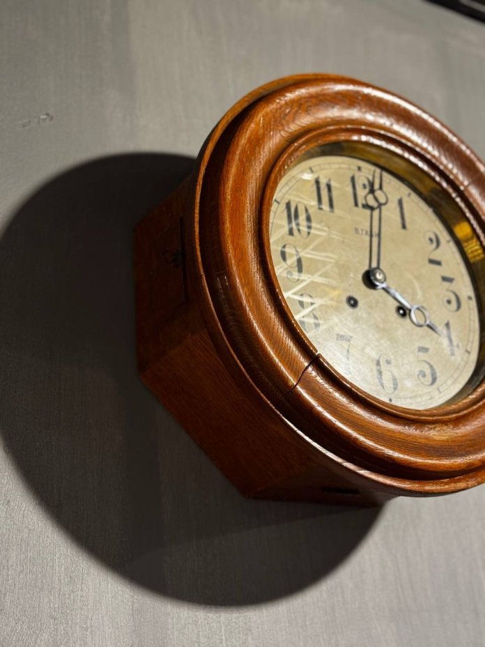 Часы "Шайба", фирма W. Gabus (В. Габю), для рынка Российской империи (с ключом)