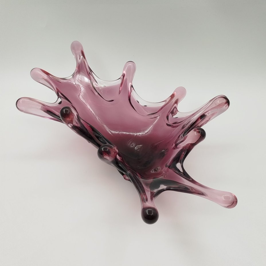 Ваза (конфетница) "Медуза" сиреневого оттенка, Керченский стекольный завод (предположительно)