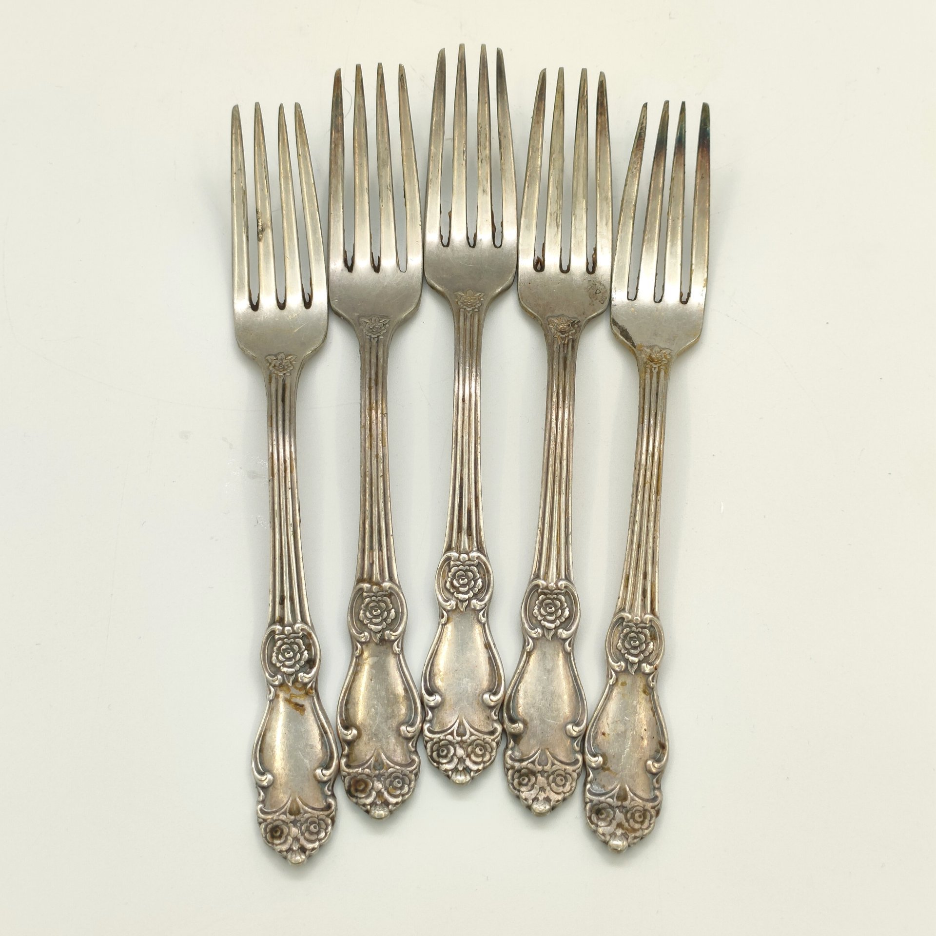 Набор десертных вилок "Серебряная роза" на 5 персон, мНЦ (медь-никель-цинк), Кольчугинский завод цветных металлов, СССР, 1962-1991 гг.