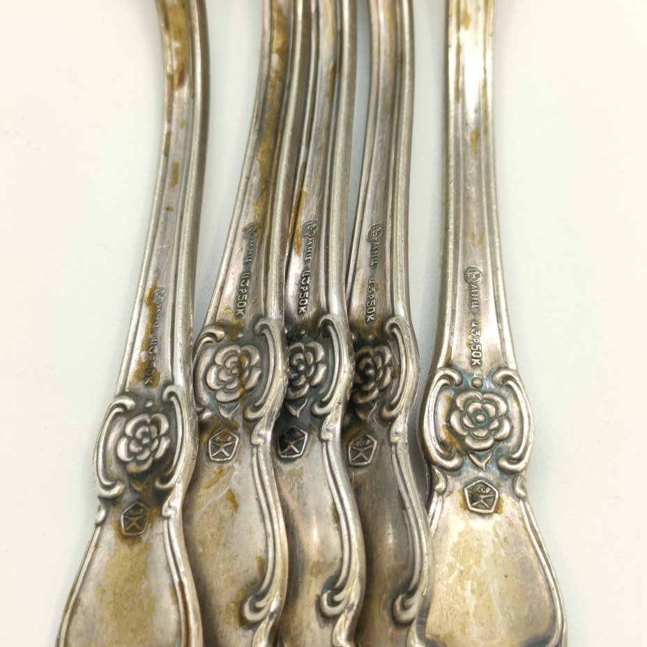 Набор десертных вилок "Серебряная роза" на 5 персон, мНЦ (медь-никель-цинк), Кольчугинский завод цветных металлов, СССР, 1962-1991 гг.