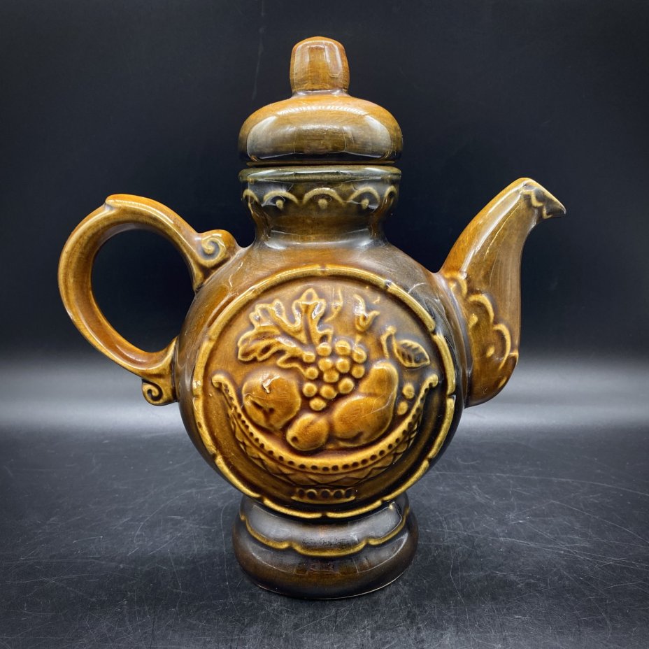 Чайник заварочный с рельефным декором, Волгоградский керамический завод