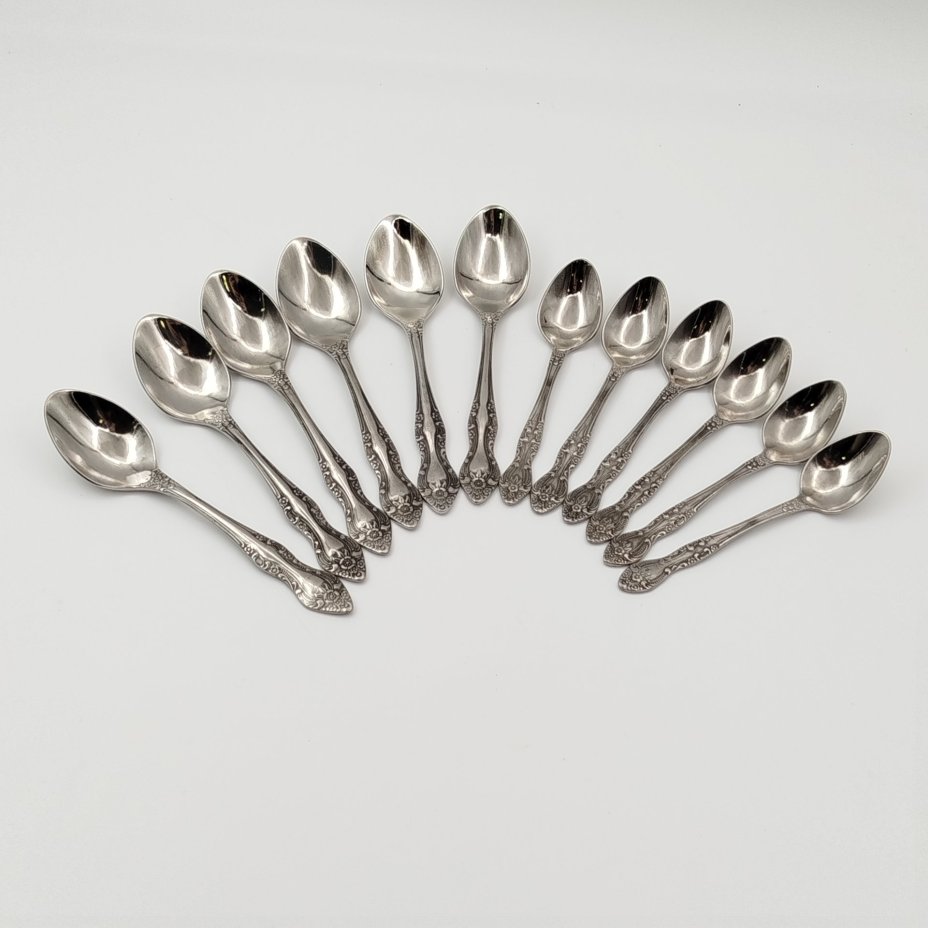 Набор столовых приборов на 6 песрон (30 предметов) с растительным декором в оригинальной коробке, нержавеющая стальл, картон, Павловский завод художественных металлоизделий им. С.М. Кирова