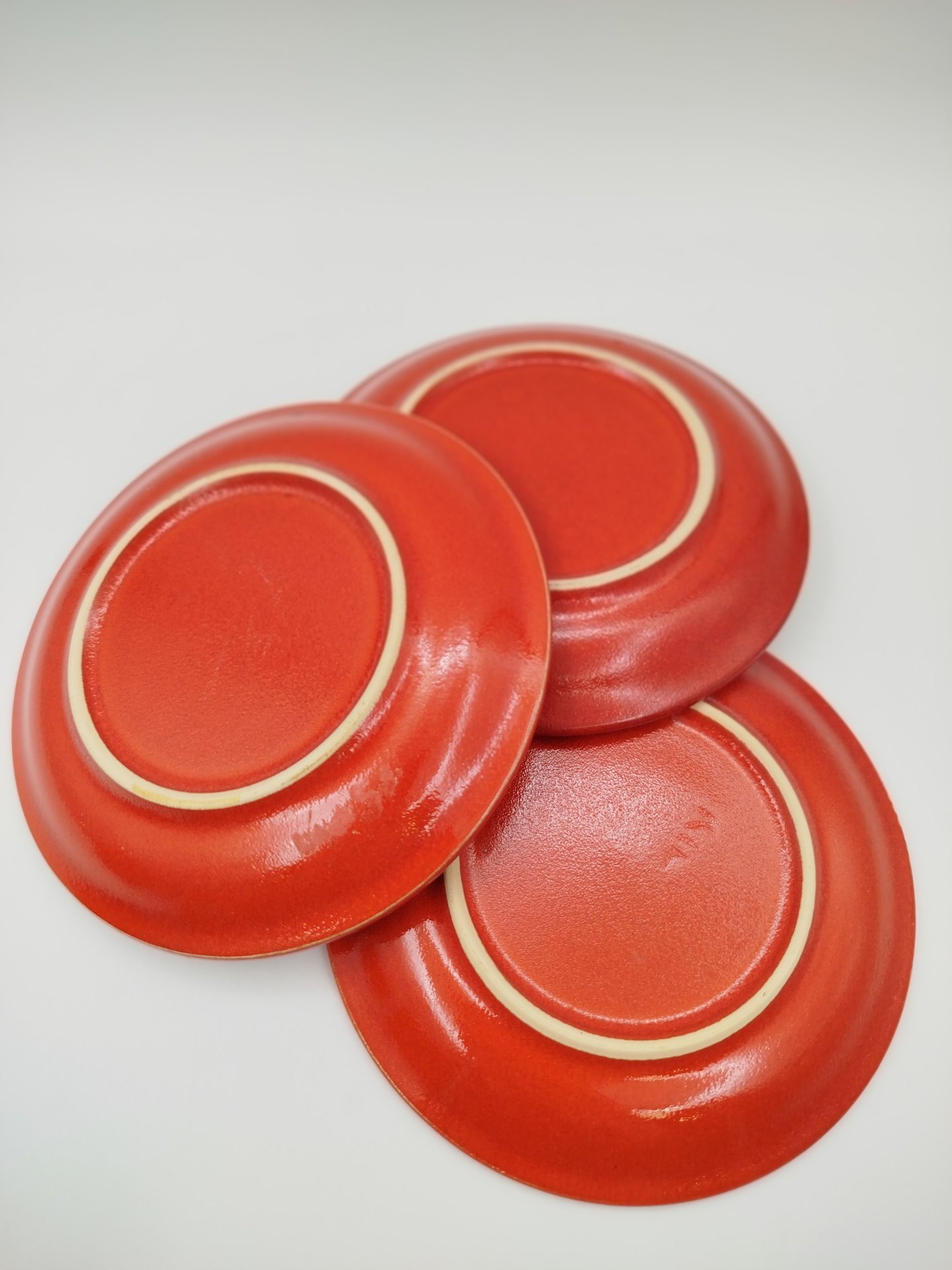 Набор из 3-х кофейных пар красного оттенка