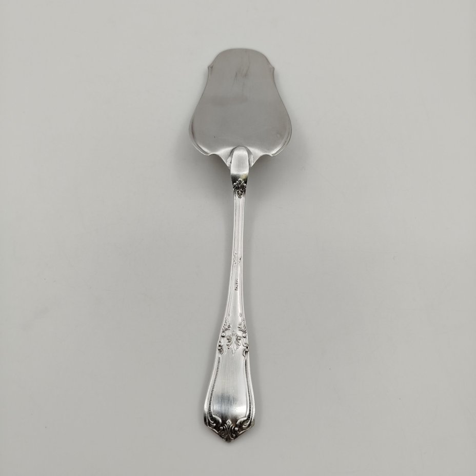 Лопатка для торта с растительным декором, мНЦ (медь-никель-цинк), Киевский завод столовых приборов и посуды им. Дзержинского (ЗiД, ЗиД), СССР, 1960-1980 гг., Киевский завод столовых приборов и посуды им. Дзержинского (ЗiД