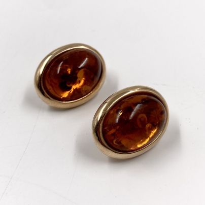 Серьги с овальной вставкой янтарного оттенка, Abella, металл, пластик, Китай, 2000-2020 гг.