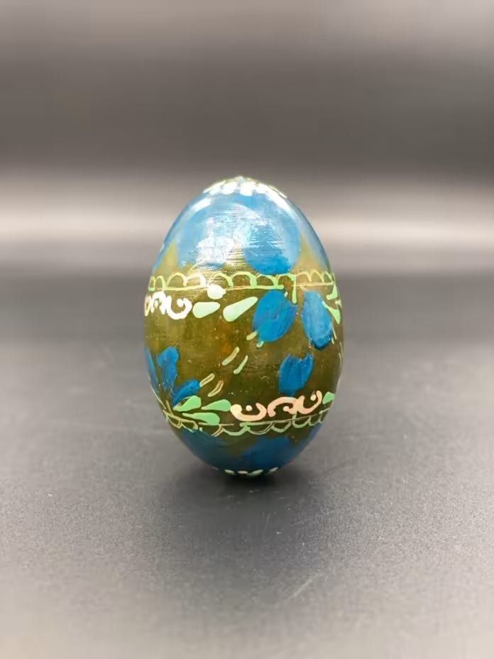 Яйцо пасхальное с росписью