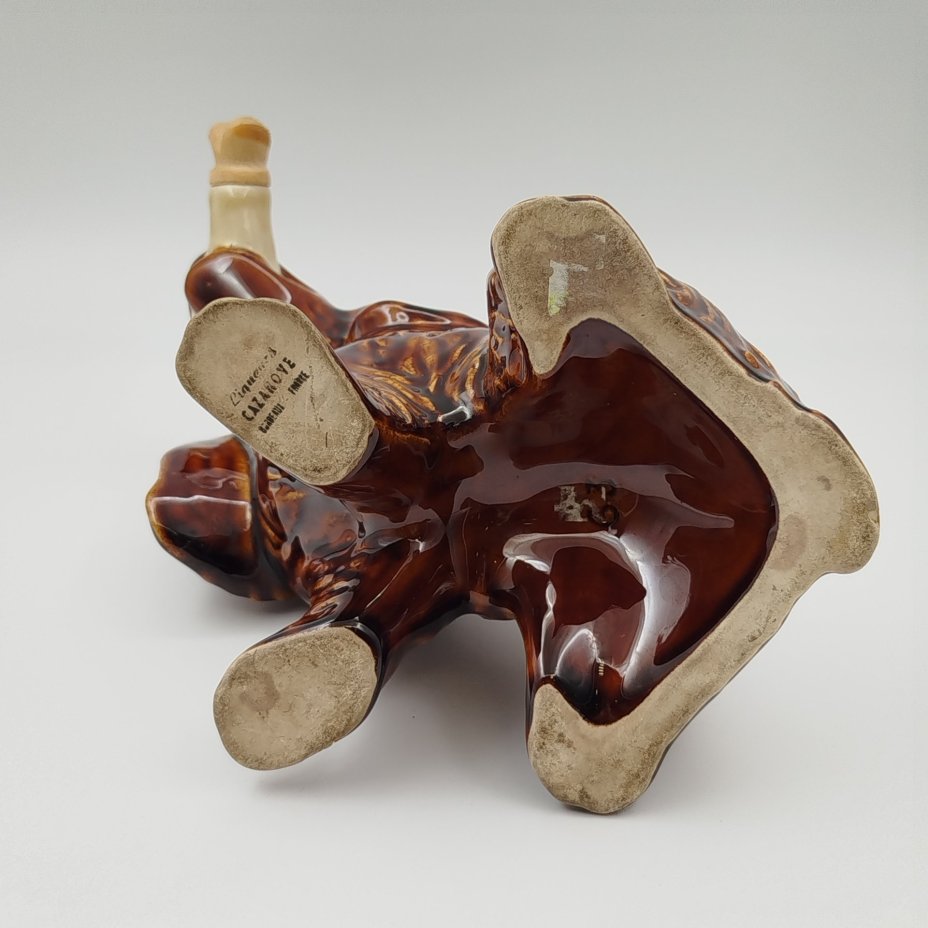 Графин ликёрный "Cazanove" в форме спаниеля с костью в зубах