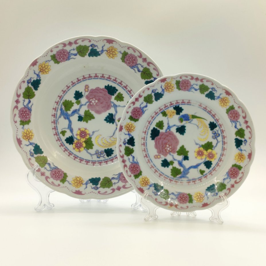 Набор из десертной и суповой тарелок "Райские птицы", выполненных в восточном стиле, фарфор, деколь, Kahla, ГДР, 1968-1987 гг.