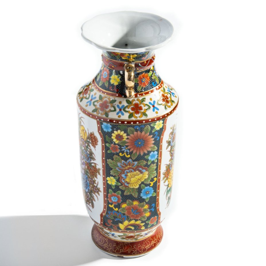 Ваза с цветочным декором, Zhongguo Zhi Zao