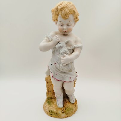 Статуэтка "Ребенок с кроликом", фарфор, роспись, Европа, 1970-1990 гг.