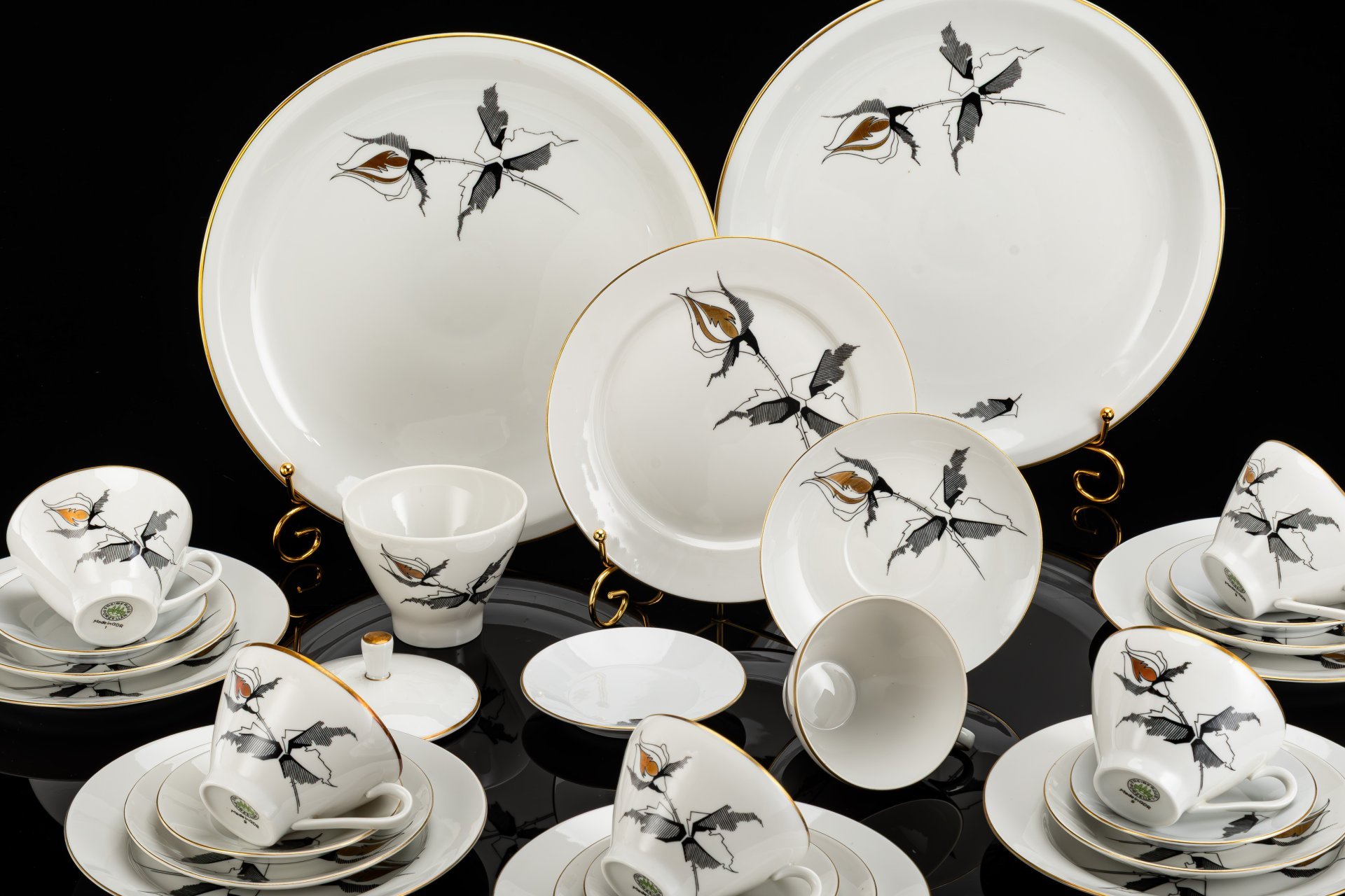 Сервиз чайный "Золотая роза" без чайника на 6 персон (27 предметов)