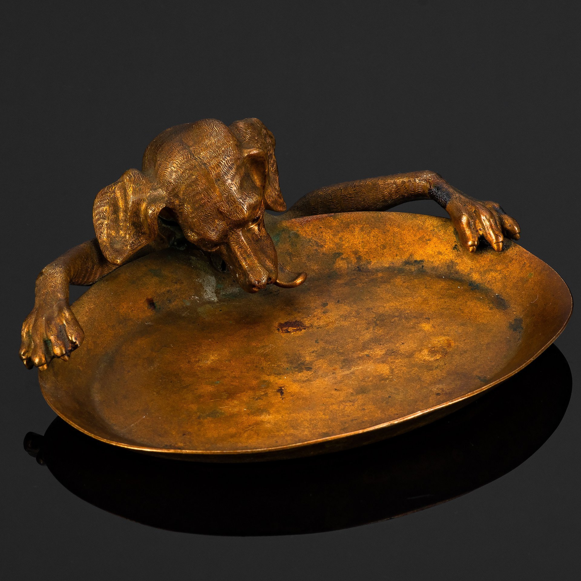 Лоток для мелочей (визитница/пепельница) "Собака вылизывающая миску"