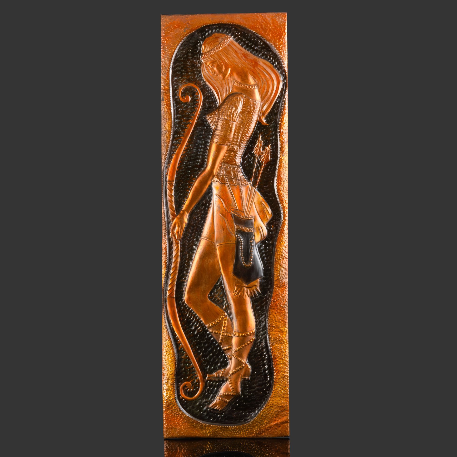 Панно настенное "Девушка с луком" ("Амазонка"), металл, чеканка, СССР, 1975-1990 гг.