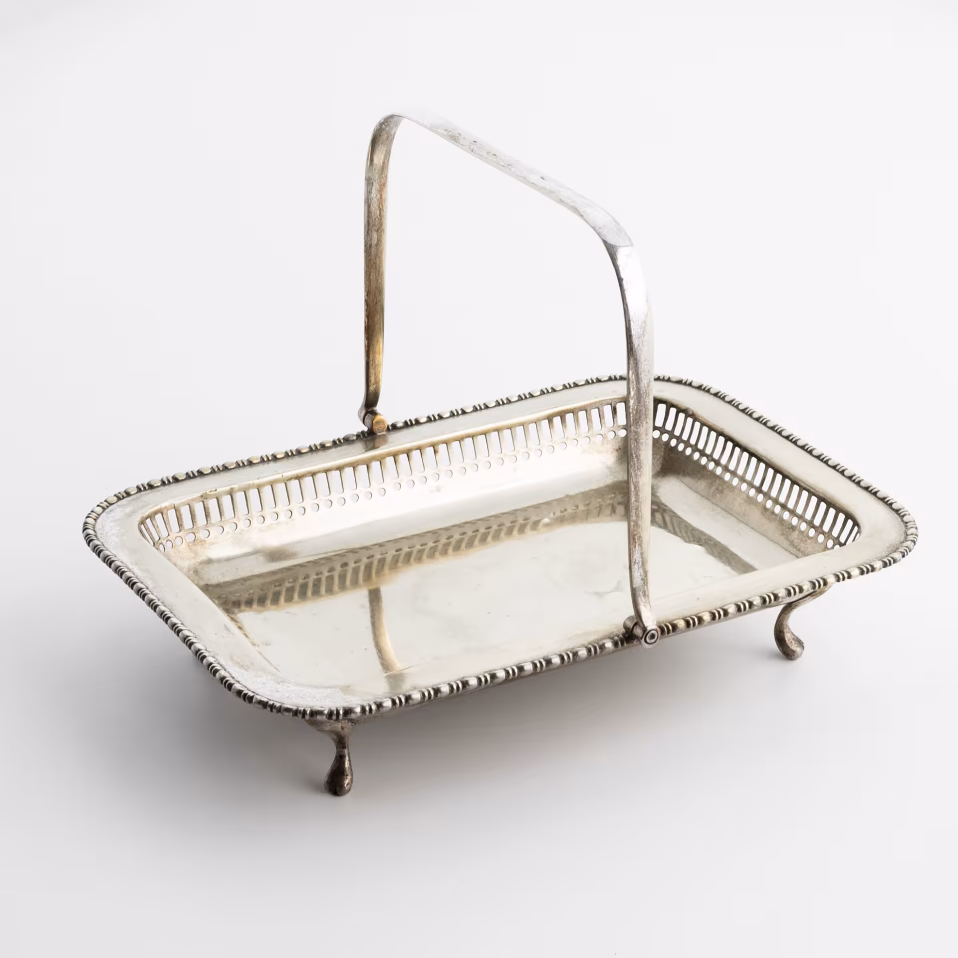 Ваза  конфетница на ножках, Raeno Silver Plate Co. Ltd