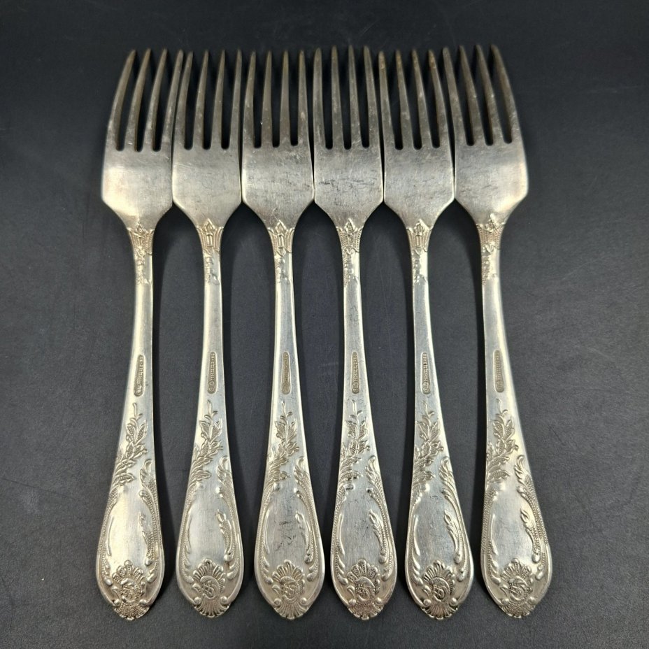 Набор из шести столовых вилок с растительным декором, мНЦ (медь-никель-цинк), Вольнянский завод столовых приборов им. Шевченко (ЗiШ, ЗиШ), СССР, 1960-1990 гг.