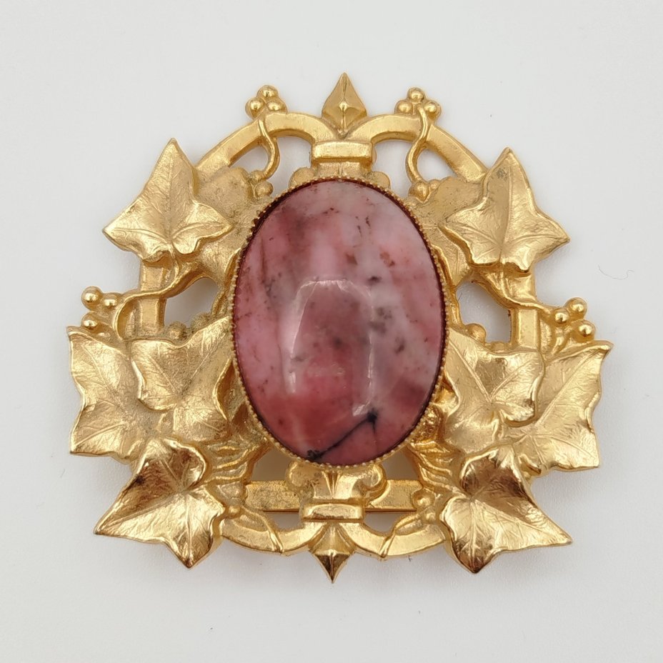Брошь в геральдическом стиле, металл, натуральный камень, Западная Европа, 1950-1980 гг.