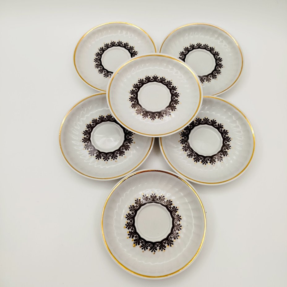 Набор из 6-ти кофейных пар с растительным орнаментом, фарфор, деколь, золочение, Рижский фарфорово-фаянсовый завод, СССР, 1970-1980 гг.