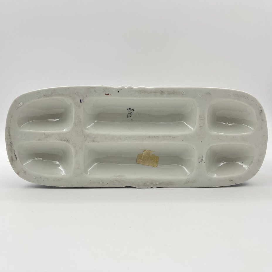 Статуэтка "Галантная сцена" ("За игрой")