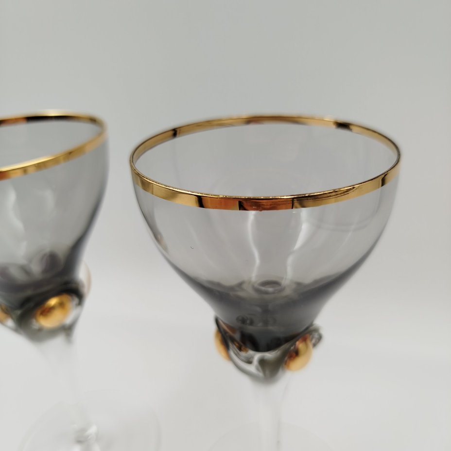 Набор бокалов на 2 персоны дымчатого оттенка