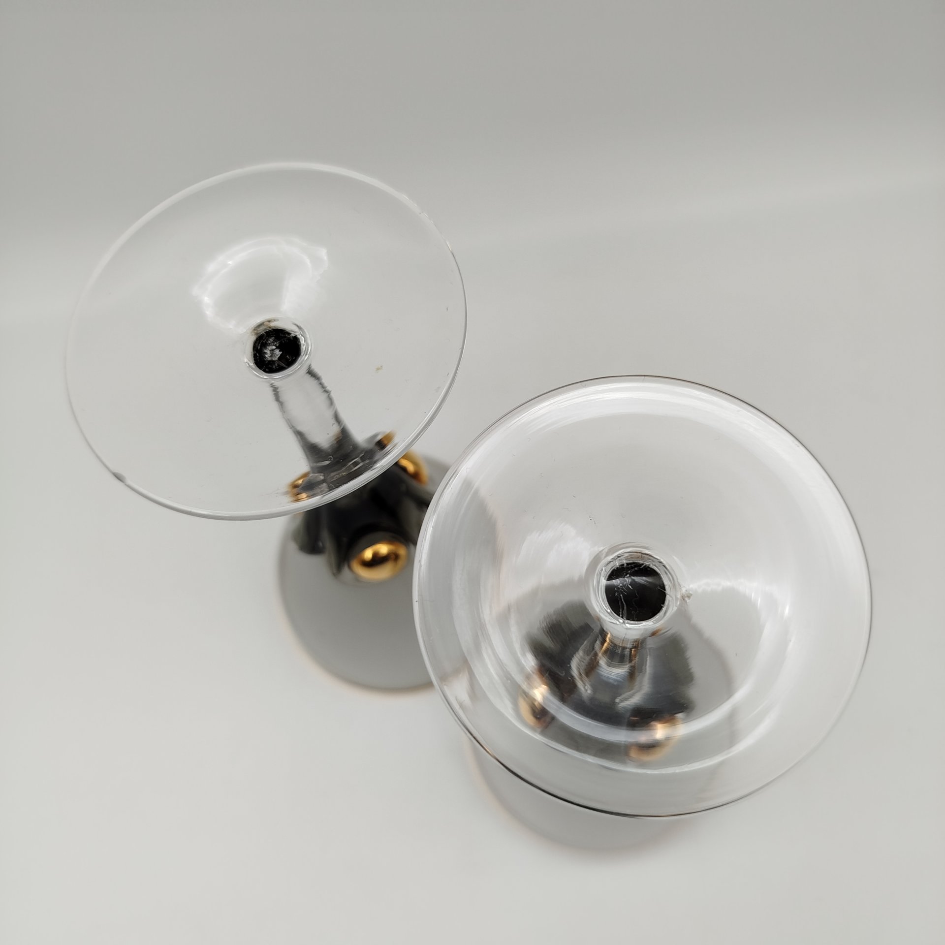 Набор бокалов на 2 персоны дымчатого оттенка, стекло, золочение, Чехословакия, 1970-1990 гг.